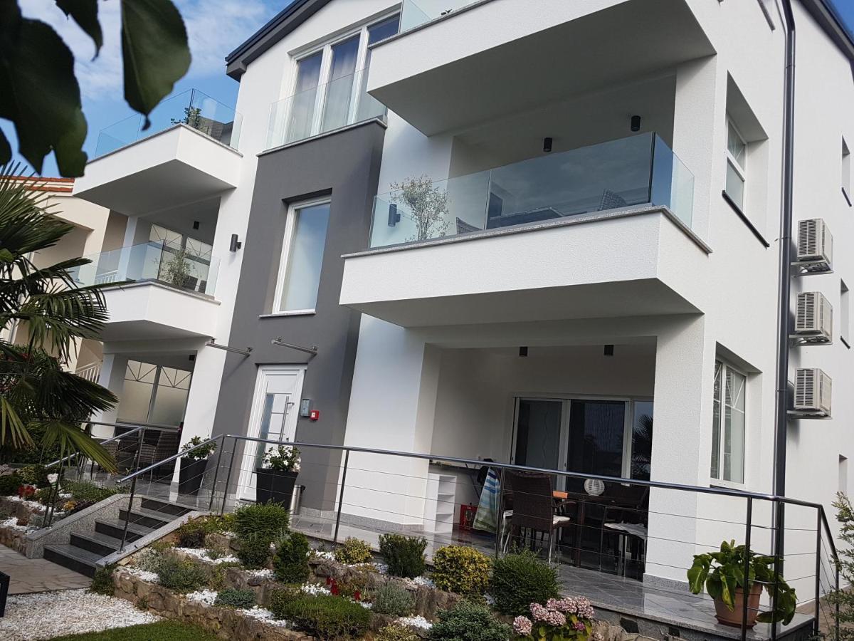 Villa Jeka, Malinska, Krk Exterior foto